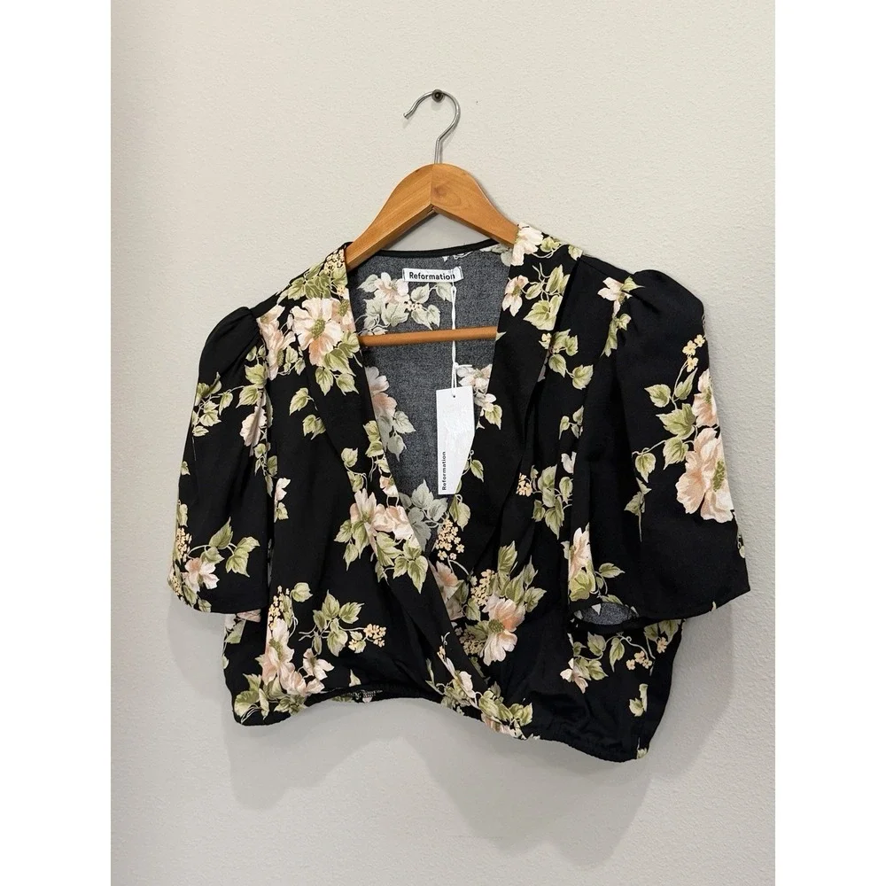 Reformation Florian Short Sleeve Black Floral Wrap Crop Top Size‎ 12